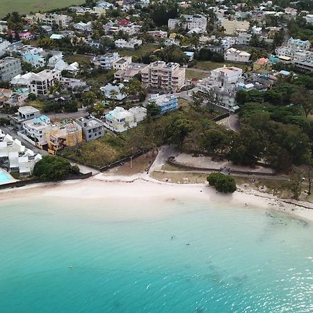 Villa Bella Charming Beachfront Guesthouse Blue Bay Exterior foto