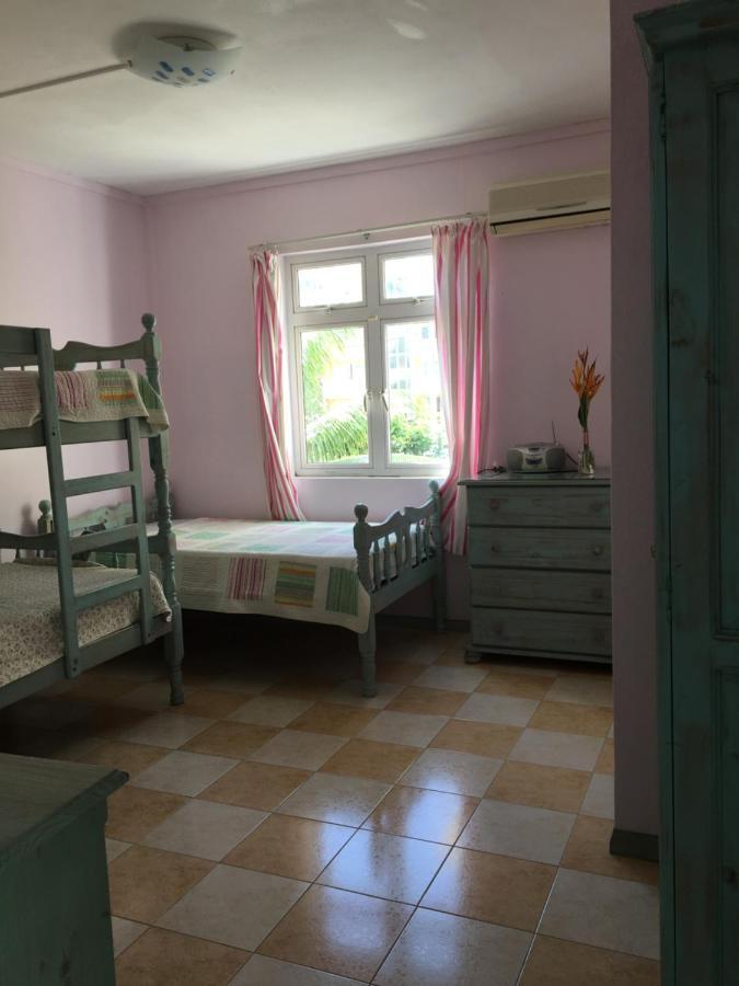 Villa Bella Charming Beachfront Guesthouse Blue Bay Exterior foto